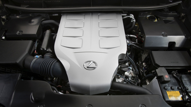 The 4.6L V8 engine used in the 2010 Lexus GX 460