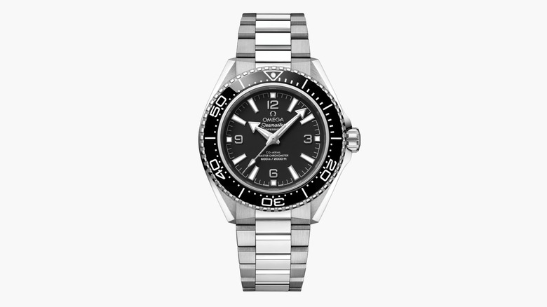 Person wearing an OMEGA Seamaster watch.