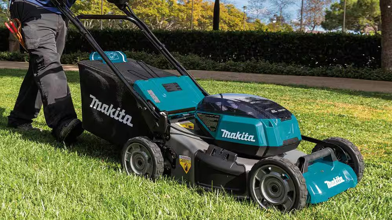 Makita LXT Lithium-Ion Cordless Walk Behind Lawn Mower