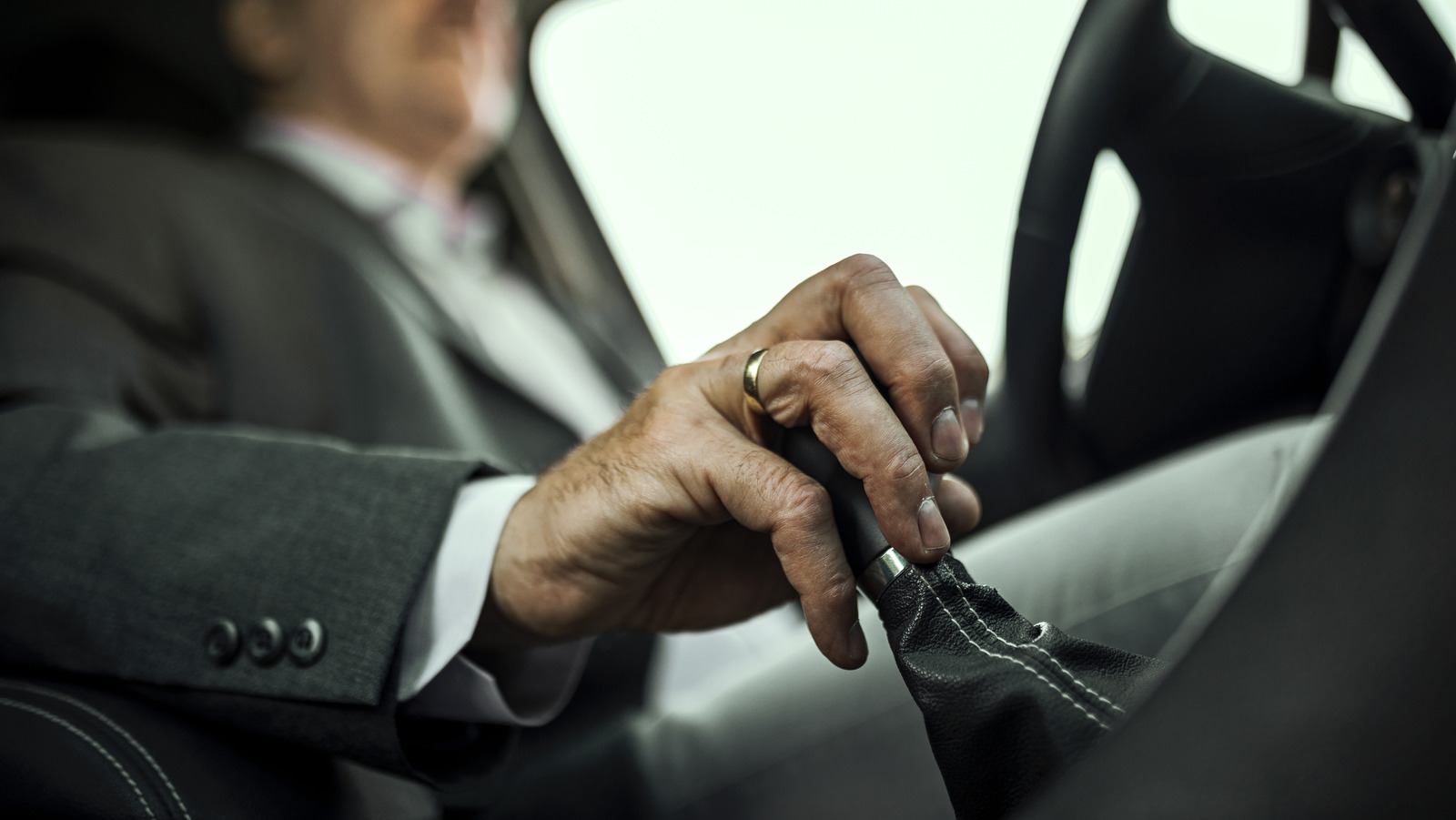 5 Manual Transmission Tips That Could Improve Your Vehicle's MPG