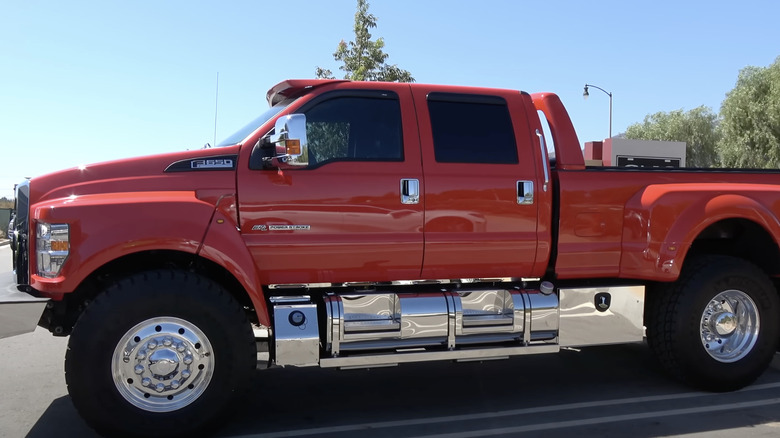 Ford F-650