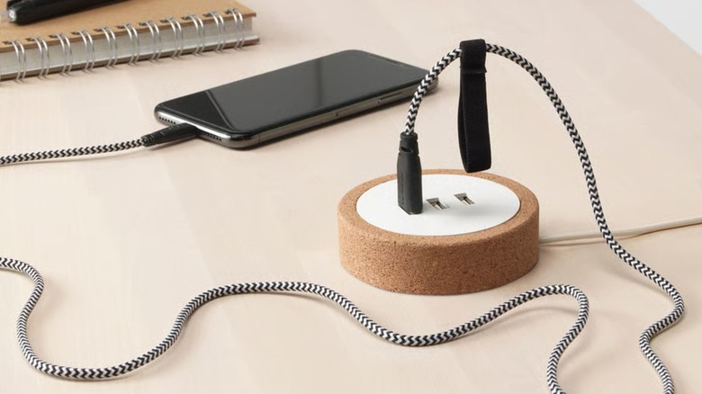 Nordmärke Cork USB Charger