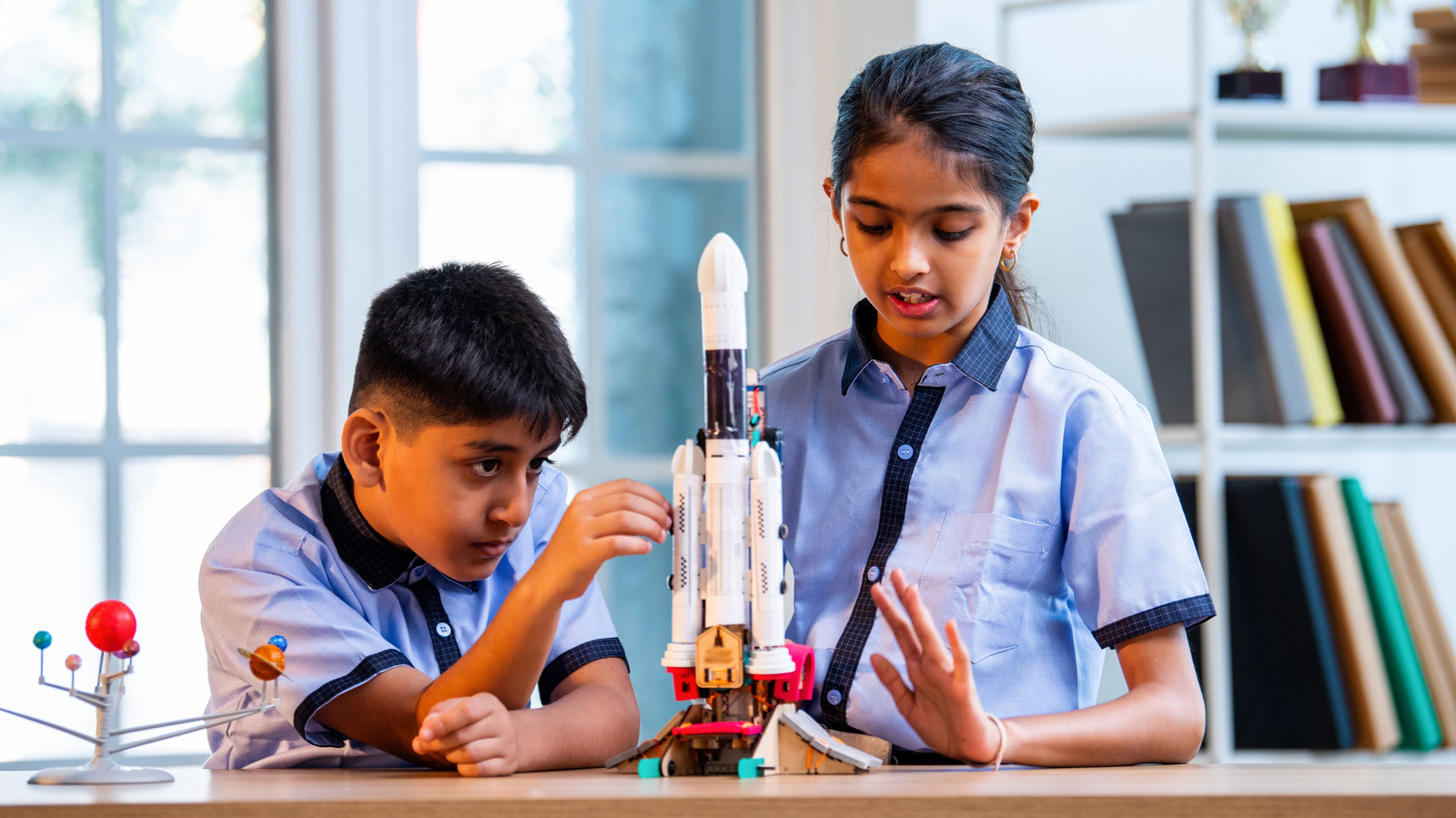 5 Model Rocket Kits You Can Get On Amazon For Under $40