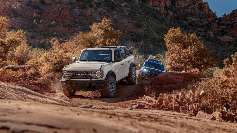 2026 Ford Bronco Badlands and Big Bend Shown