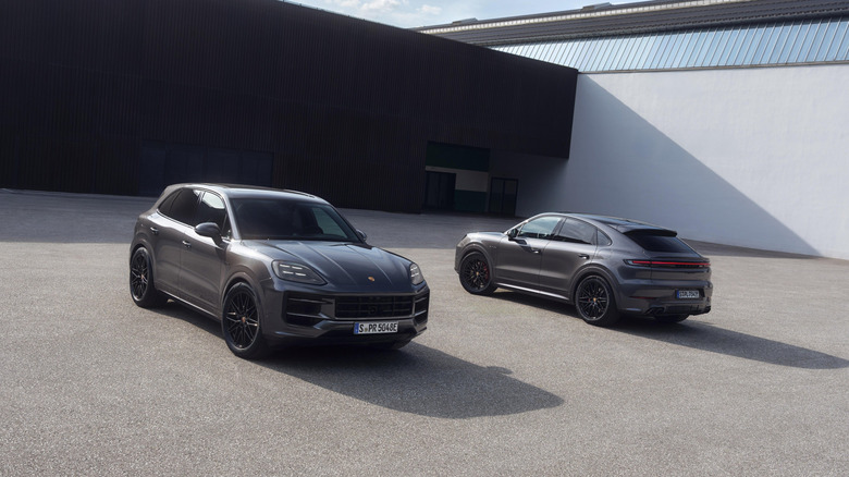 A pair of 2025 Porsche Cayenne S E-Hybrid Black Edition SUVs, one in regular SUV form factor and the other in Coupe form