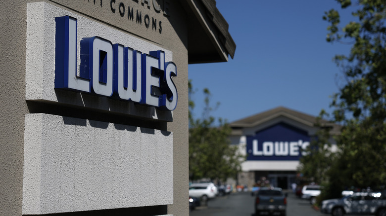 Lowe's sign and storefront
