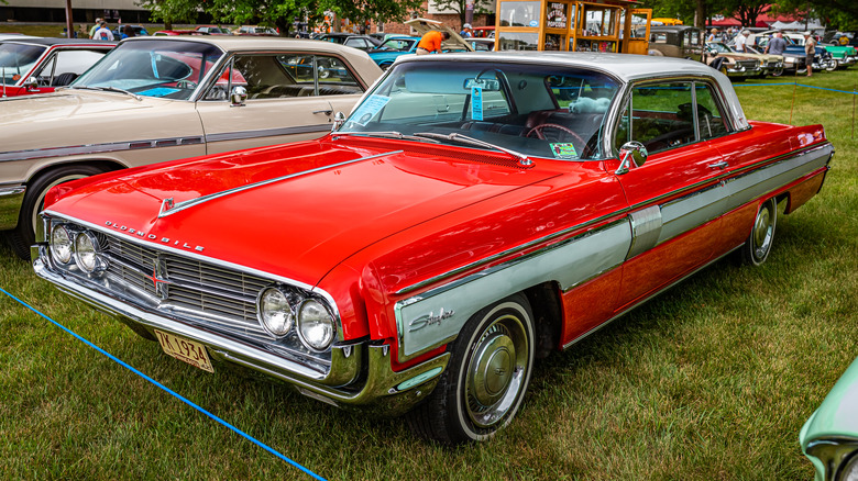 1962 Oldsmobile Starfire