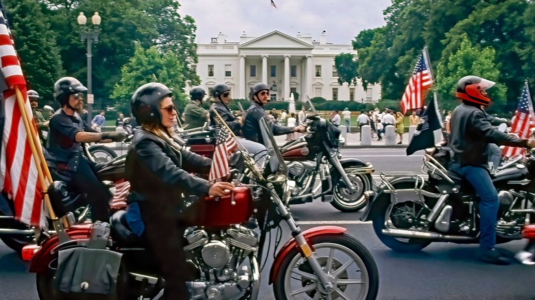 Rolling Thunder Rally riding past the White House