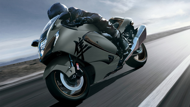 Suzuki Hayabusa with a rider at speed