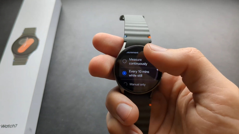 Enabling the continuous heart rate monitoring on a Galaxy Watch