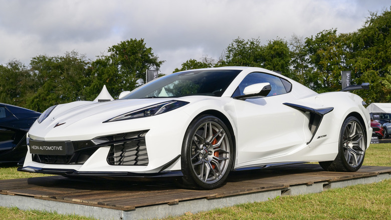 A white Corvette ZO6 on display.