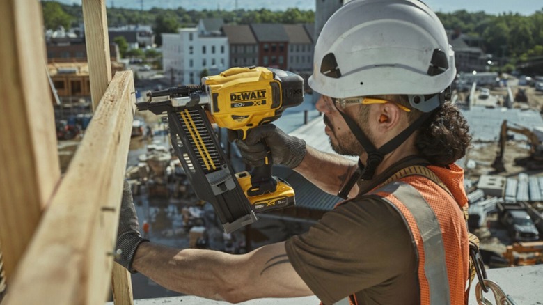 DeWalt 20V Max XR 21-degree Plastic Collated Duplex Nailer in use
