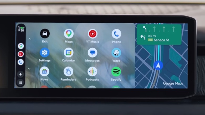 Android Auto display with apps
