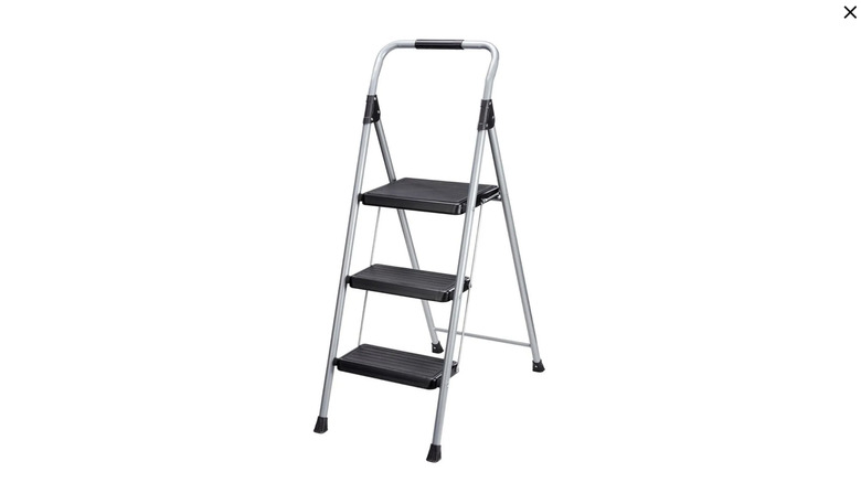 folding step stool