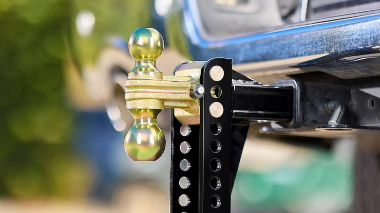 A Haul-Master hitch on a truck