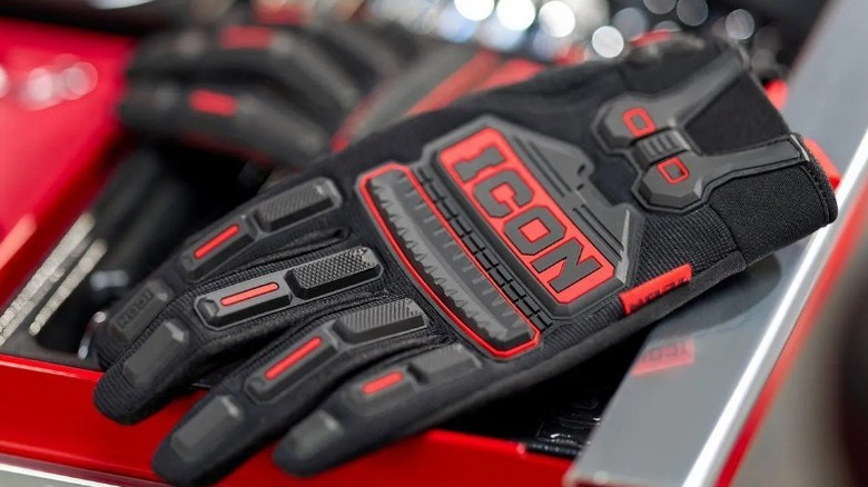 Icon Master Technician Premium Gloves on a tool box