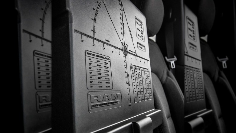 Ram 1500 center console lid