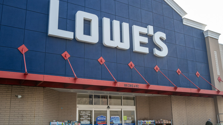 a Lowe's storefront
