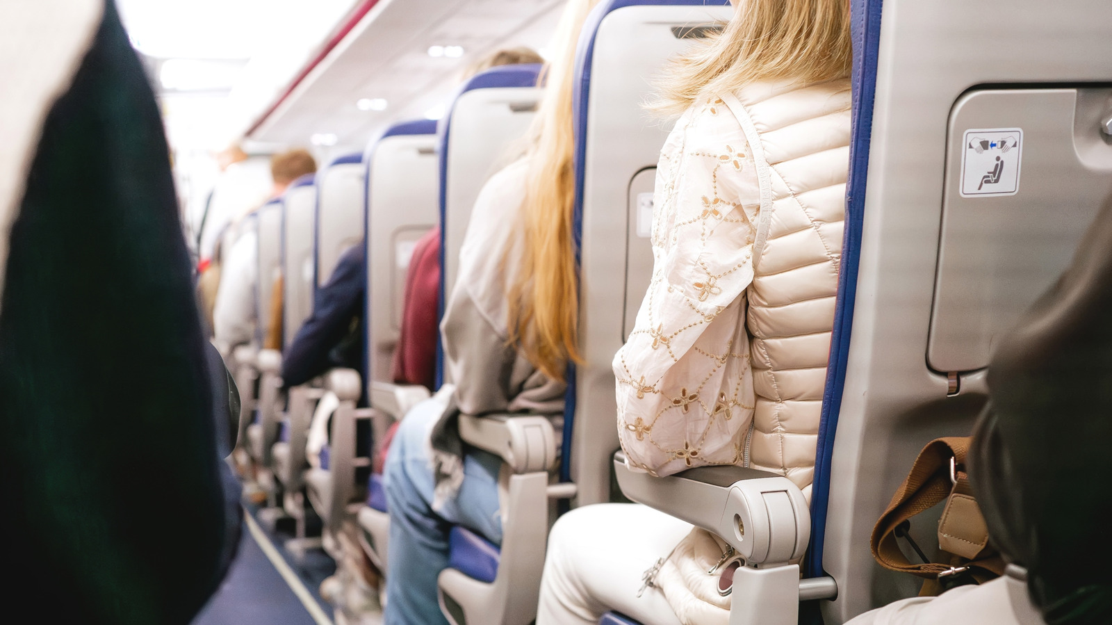 5 Of The Best Gadgets To Take On An Airplane, According To Frequent Fliers