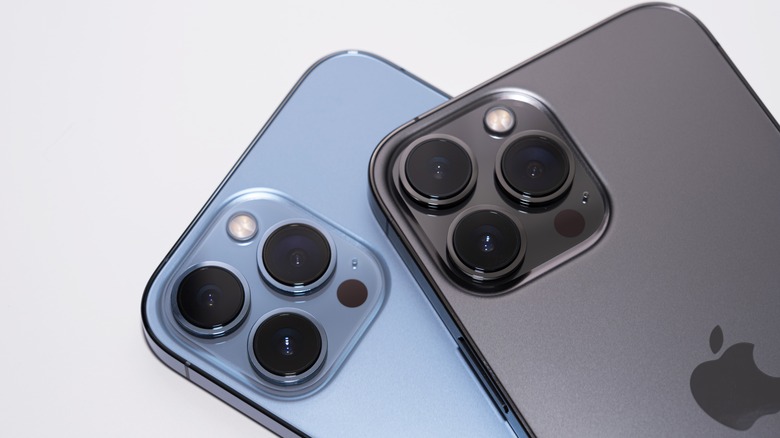 two iphone cameras