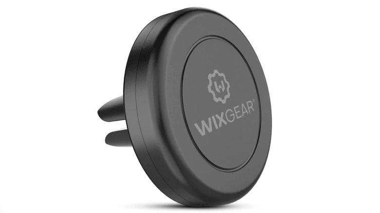 WixGear mount on white background 