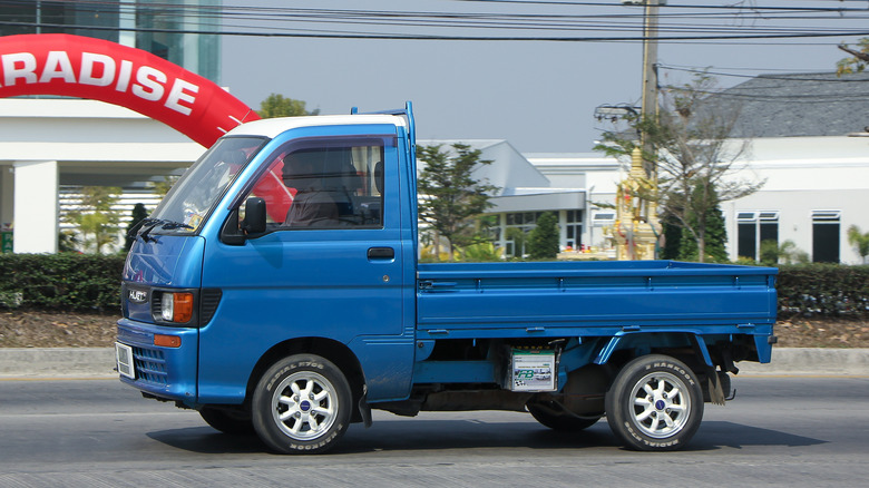 A Daihatsu Hi-Jet
