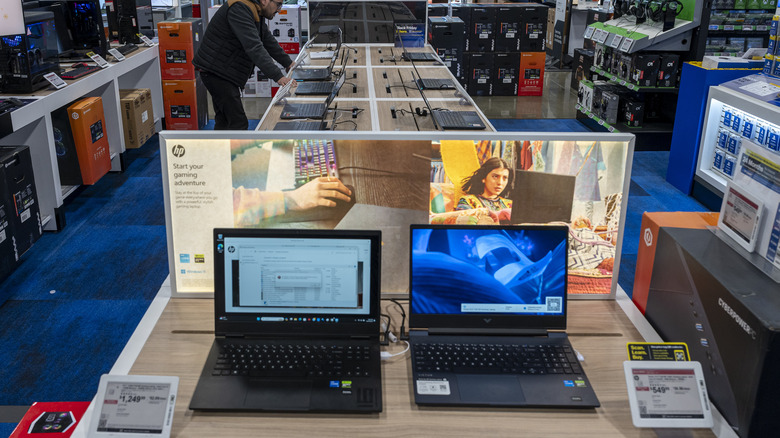laptop PC display at electronics store