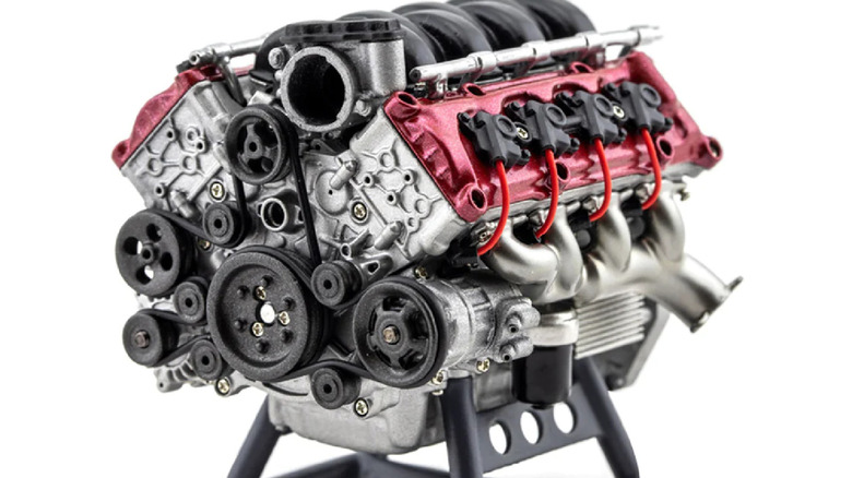 V8 model engine for Capra VS4-10
