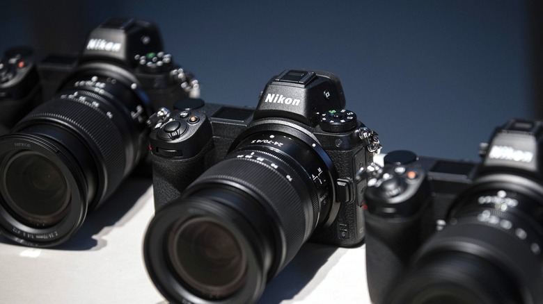 Nikon mirrorless cameras