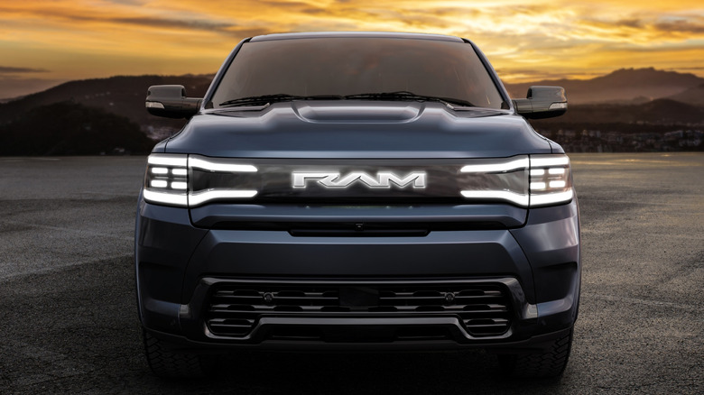 2025 Ram 1500 REV
