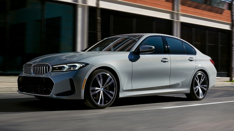 2023 BMW 330i car