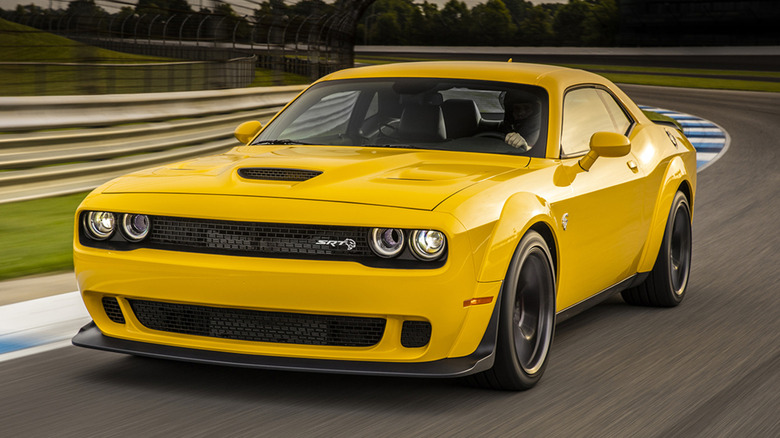 Dodge Challenger SRT Hellcat driving track