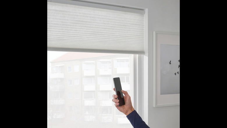 IKEA's  Praktlysing motorized smart blinds