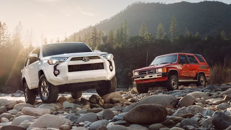 Two 4Runners off road
