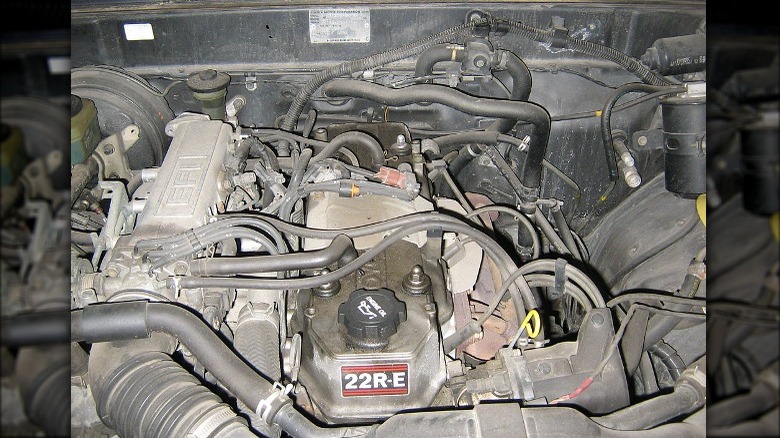 A 22R-E in a 1989 Hilux Surf