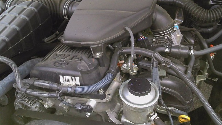 Um motor 2TR-FE
