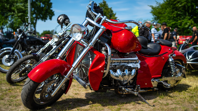 A Boss Hoss BHC-3 ZZ4 SS parked at an event