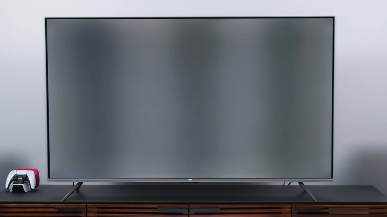 Dirty Screen Effect example on a TV