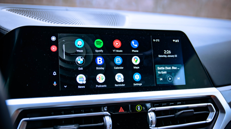 An Android Auto interface on a BMW infotainment screen.