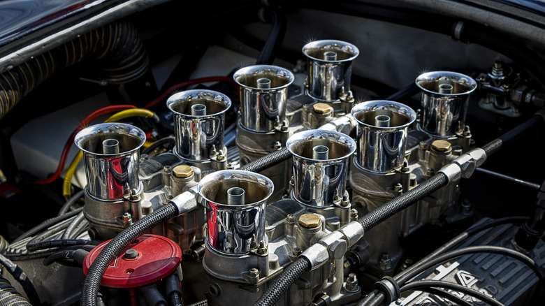 A close up shot of the gorgeous V8 engine in a Shelby Cobra