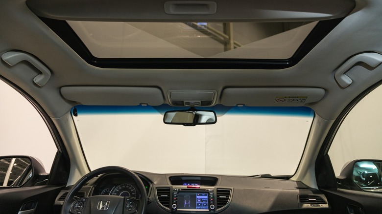 Honda CR-V interior