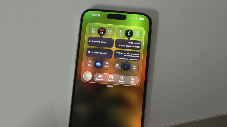 A transparent widget on iPhone using Widgy