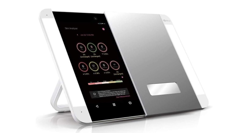 HiMirror Slide smart mirror