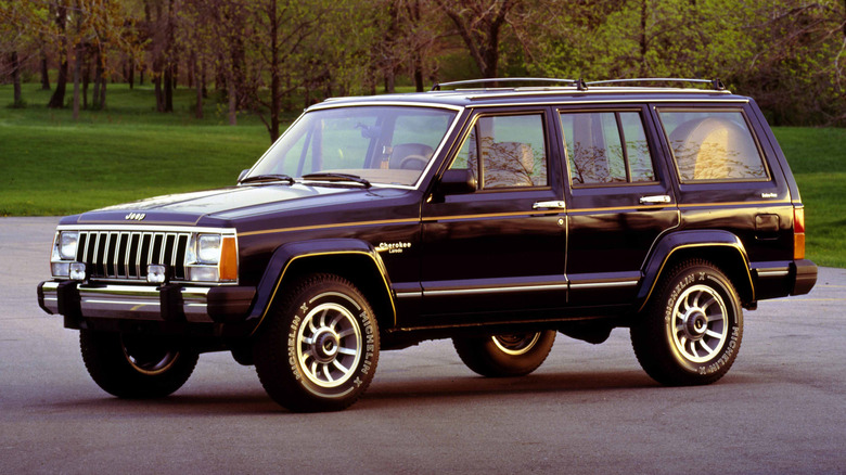 1985 Jeep Cherokee with forest background