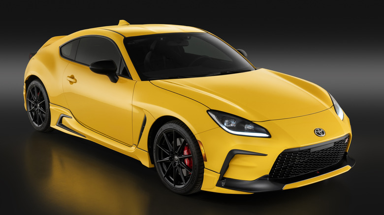 Front 3/4 view of Toyota GR86 in studio setting