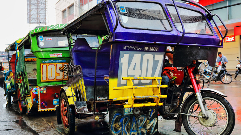 public transportation vehicle in the Philippines