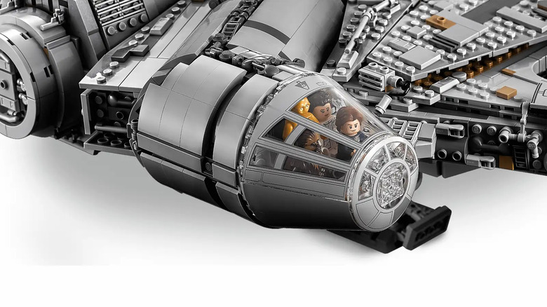 A close-up of the Millennium Falcon's cockpit and crew.