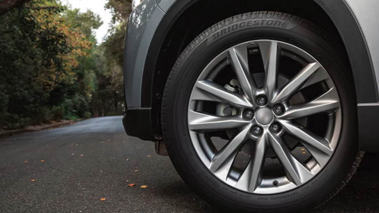 Bridgestone Ecopia EP422 Plus tire on vehicle