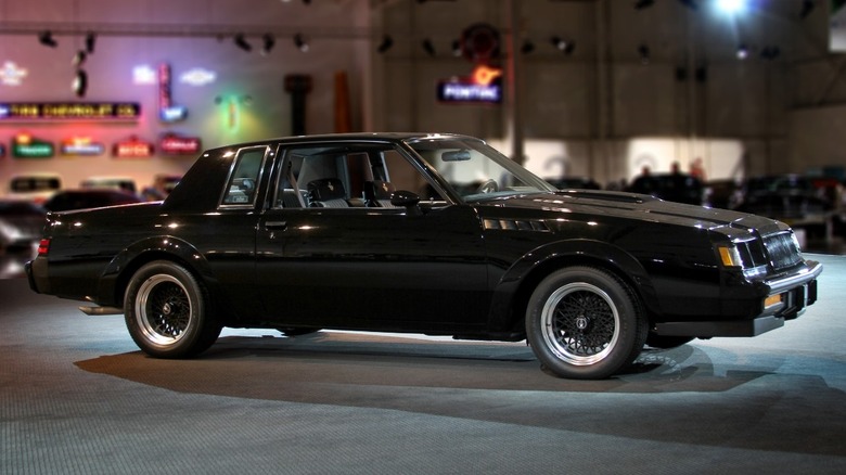 1987 Buick GNX, right-side view
