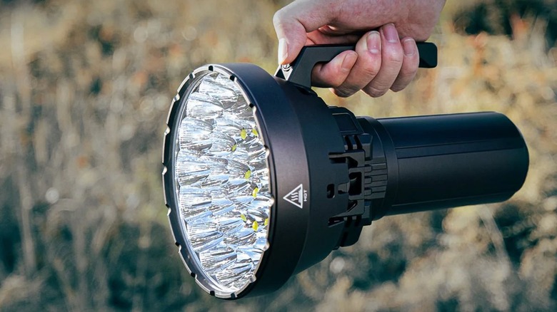 person holding Imalent MS32 Flashlight